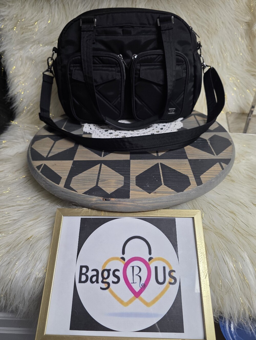 LUG LEGACY COLLECTION JUMPER CARRYALL TOTE 3 BRUSHED BLACK EUC